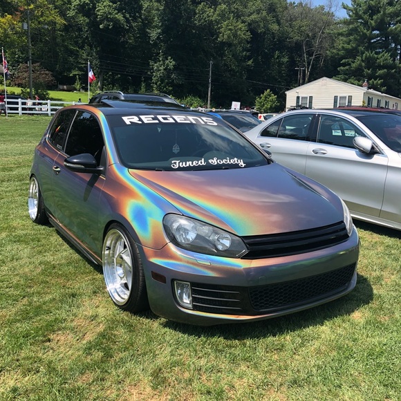 Meet your Posher, Domenic - Picture 1 of 1